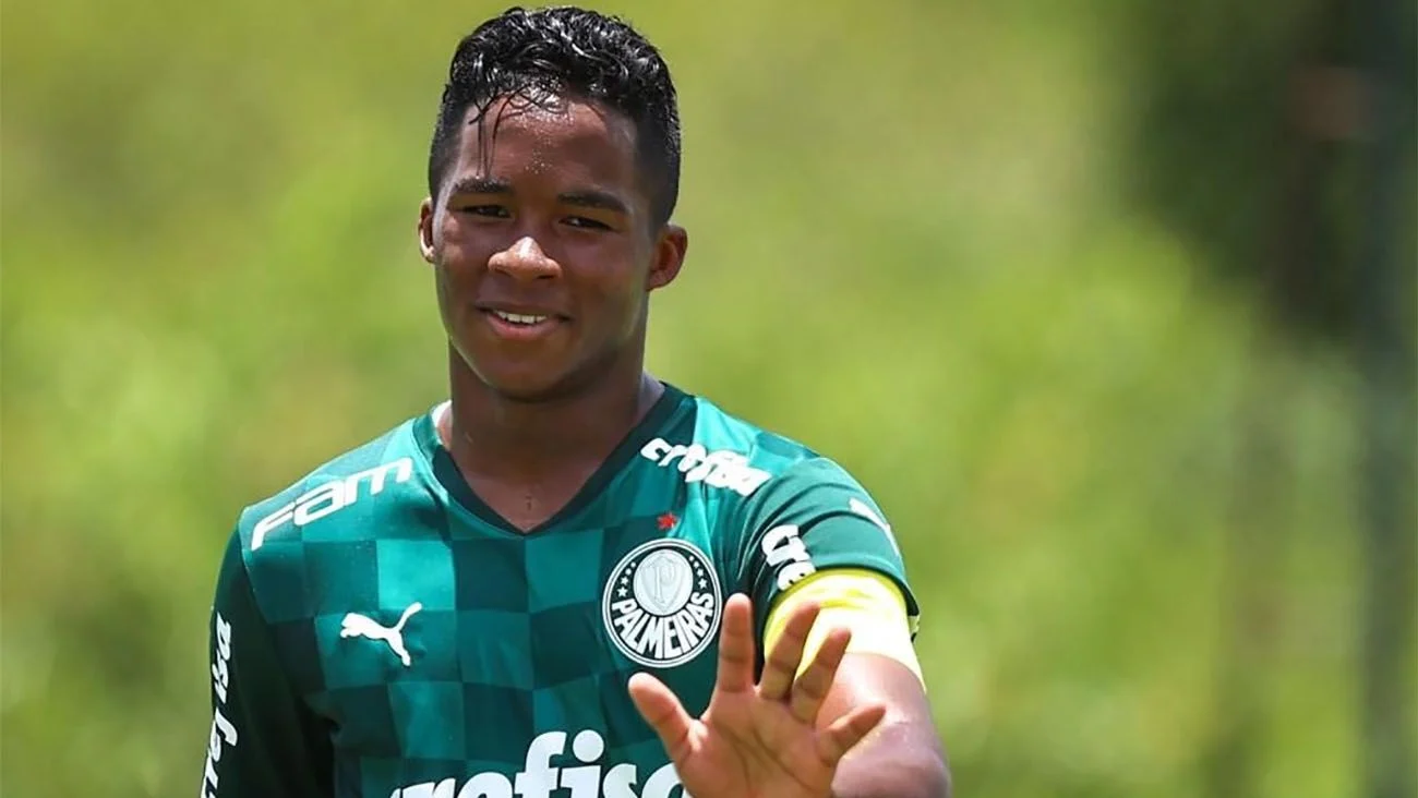  Endrick's Early Return to Palmeiras: A Sign of Dedication. (Photo Internet reproduction)