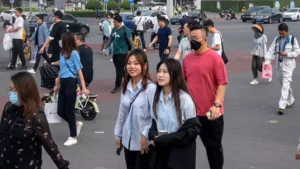Youth in China Turn Time Into Money by Offering Companionship