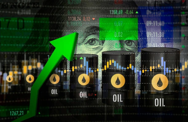 Oil Climbs Amid Global Dynamics