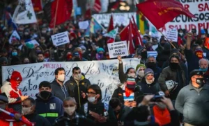 Uruguay Faces Social Security Crisis with Proposed Referendum