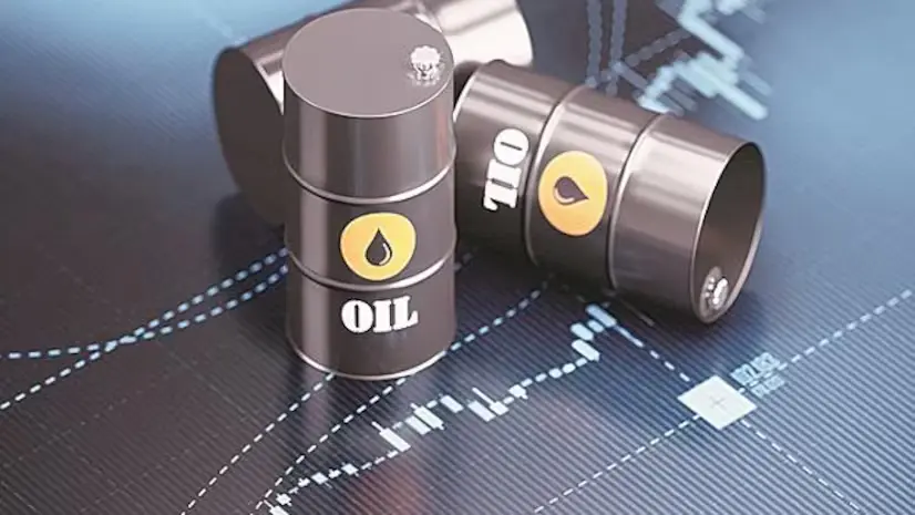 Oil Prices Surge Amid Interest Rate Speculation and Saudi Pricing Strategy