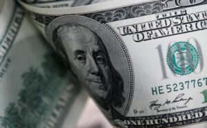 Dollar Stabilizes as US Inflation Data Looms and Petrobras Dividends Stir Market