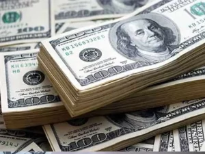 U.S. Dollar Dips as Investors Eye Powell's Speech and US Data