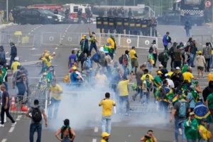 Analyzing Brazil's January 8th Incident: Public and Judicial Perspectives