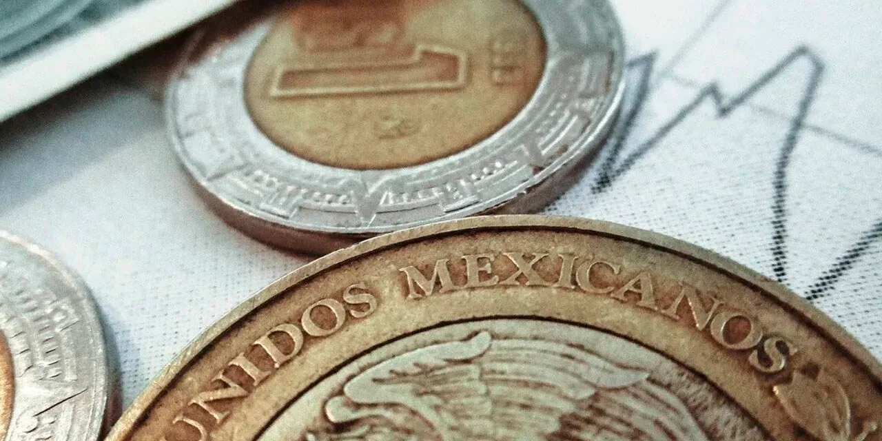 Mexican Peso Soars to Six-Year High Against the Dollar. (Photo Internet reproduction)