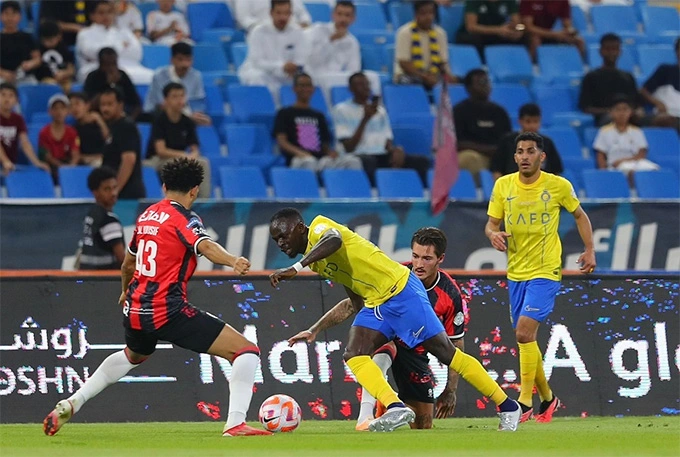 Today's Soccer Matches: Live Broadcasts and Schedule Highlights