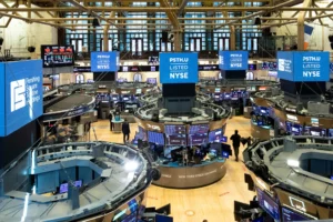 NY Stock Exchanges End Diversely as CPI Looms; Tech Giants Dip