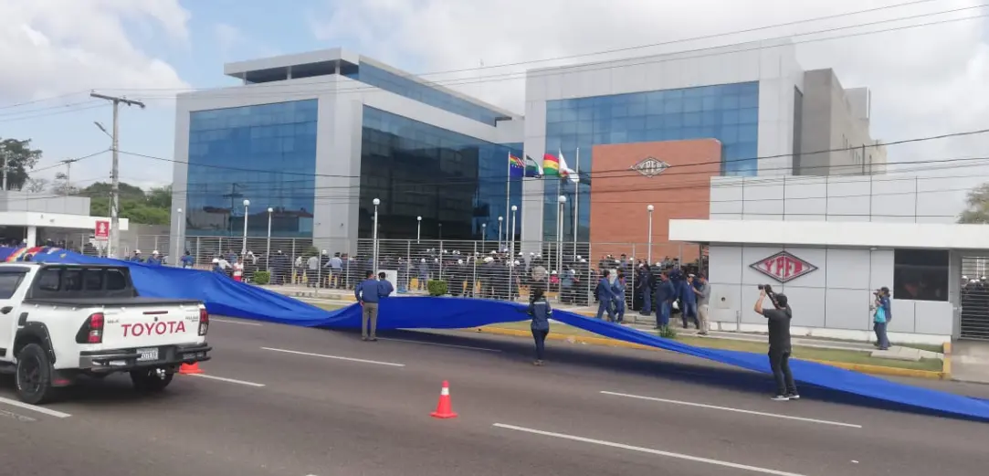 Unconventional Oil and Gas: Bolivia's New Frontier. (Photo Internet reproduction)