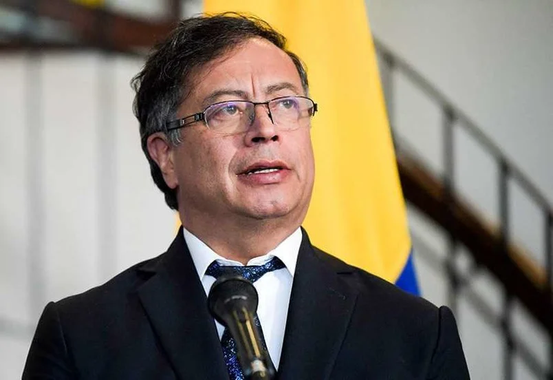 Petro Challenges Congress After Key Reform Fails