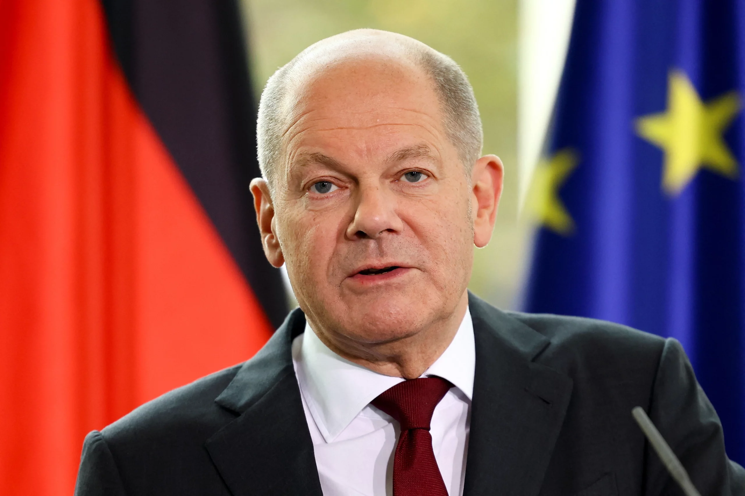 Germany Navigates Delicate Diplomatic Balance with China