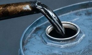 Brent Crude Stabilizes Near $90 Despite Market Fluctuations