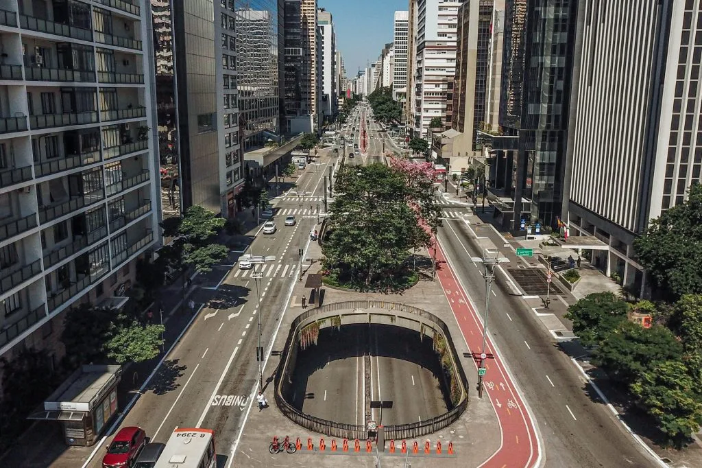 Brazil Feels the Squeeze as U.S. Maintains High Rates. (Photo Internet reproduction)