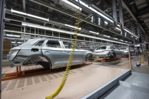 Argentina Slashes Tariffs to Propel Auto Industry Forward