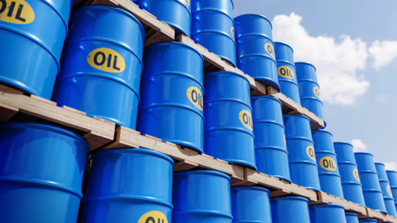 Subtle Shifts in Oil Prices Amid Stabilizing Middle East Situations