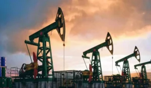 Global Oil Markets Waver Under Geopolitical Tensions and Economic Surprises