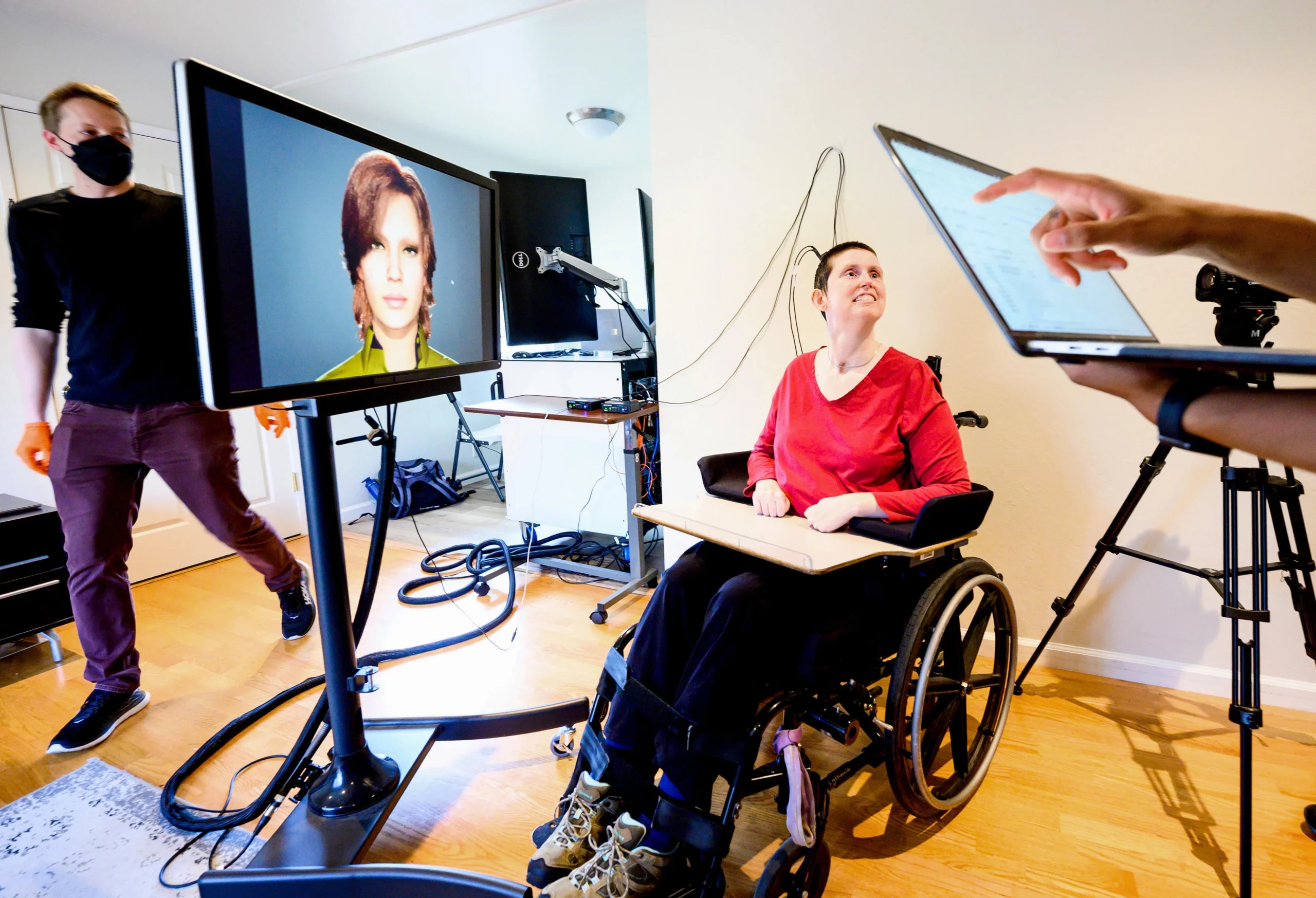 Brain-Reading Device Brings New Hope for Communication and Mobility