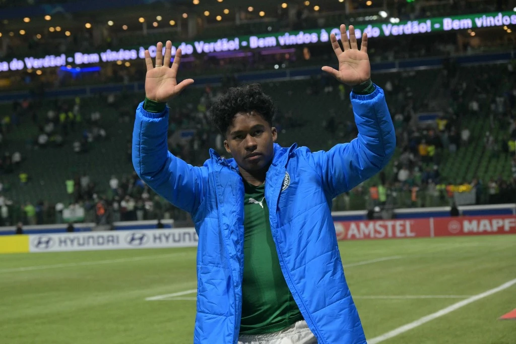Endrick's Emotional Farewell: Palmeiras Draws in Crucial Libertadores Match. (Photo Internet reproduction)
