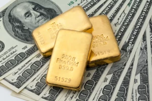 Gold Prices Rebound: Dollar's Dip Fuels Recovery from Recent Slumps