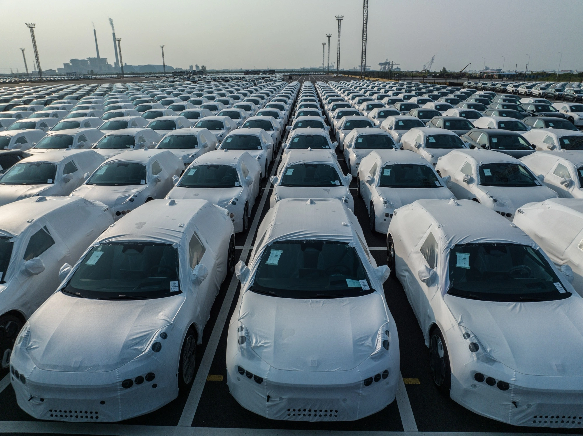China vs. EU: Electric Vehicle Tariff Tussle