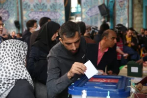 Iran's Election: A Moment of Decision Amidst Voter Apathy