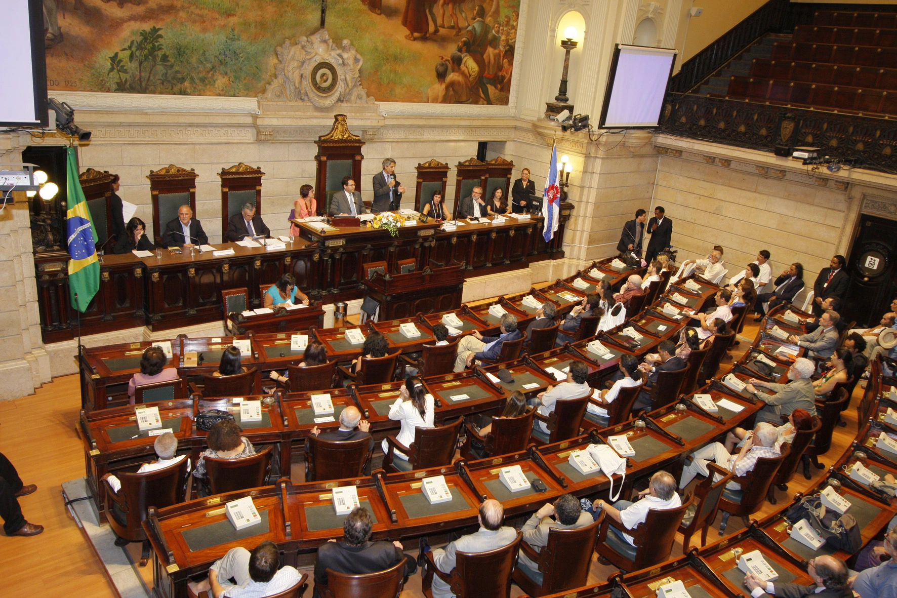 Center-Right Incumbent Eduardo Paes Leads Rio's Mayoral Race Poll. (Photo Internet reproduction)