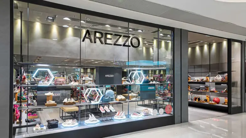 Arezzo Faces 22% Decline: Sales Slump as Goldman Stands Firm on Buy Rating