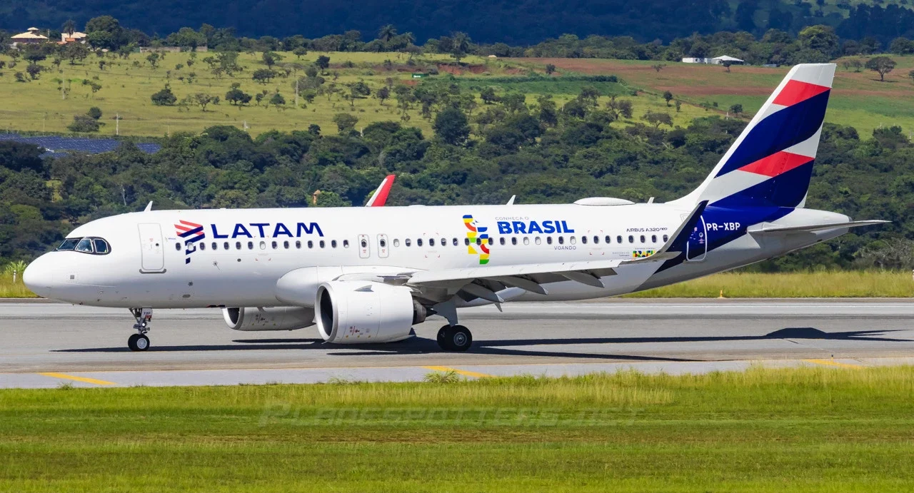 Changes in Global Airline Rankings: LATAM Advances and Azul Declines