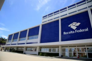Brazil's Economic Paradox: Rising Revenues Yet Impending Cuts