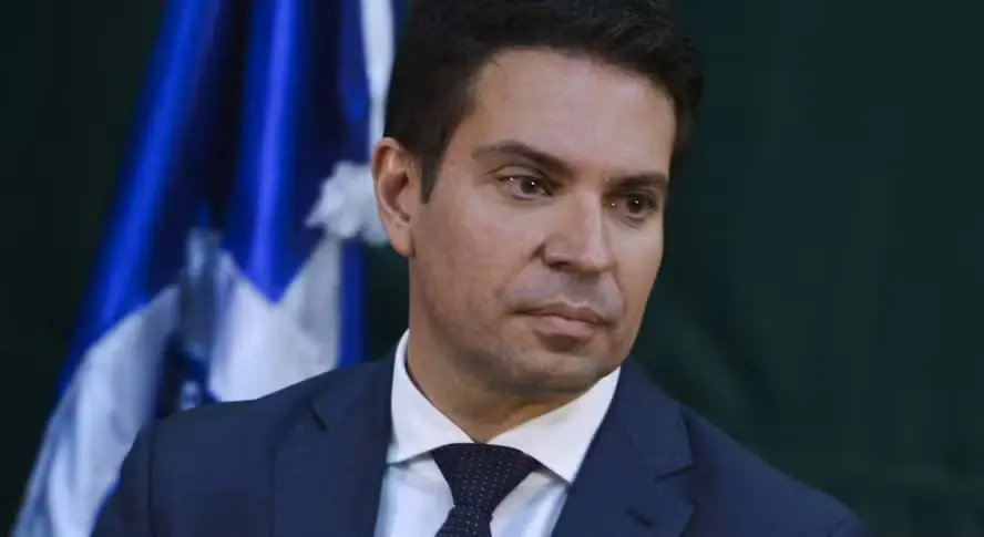 Bolsonaro's Man Steps into the Mayoral Race for Rio de Janeiro. (Photo Internet reproduction)