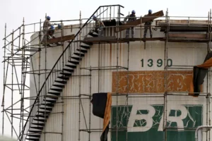 Petrobras' Reversal: Lula’s Plan to Centralize Brazil’s Oil Industry