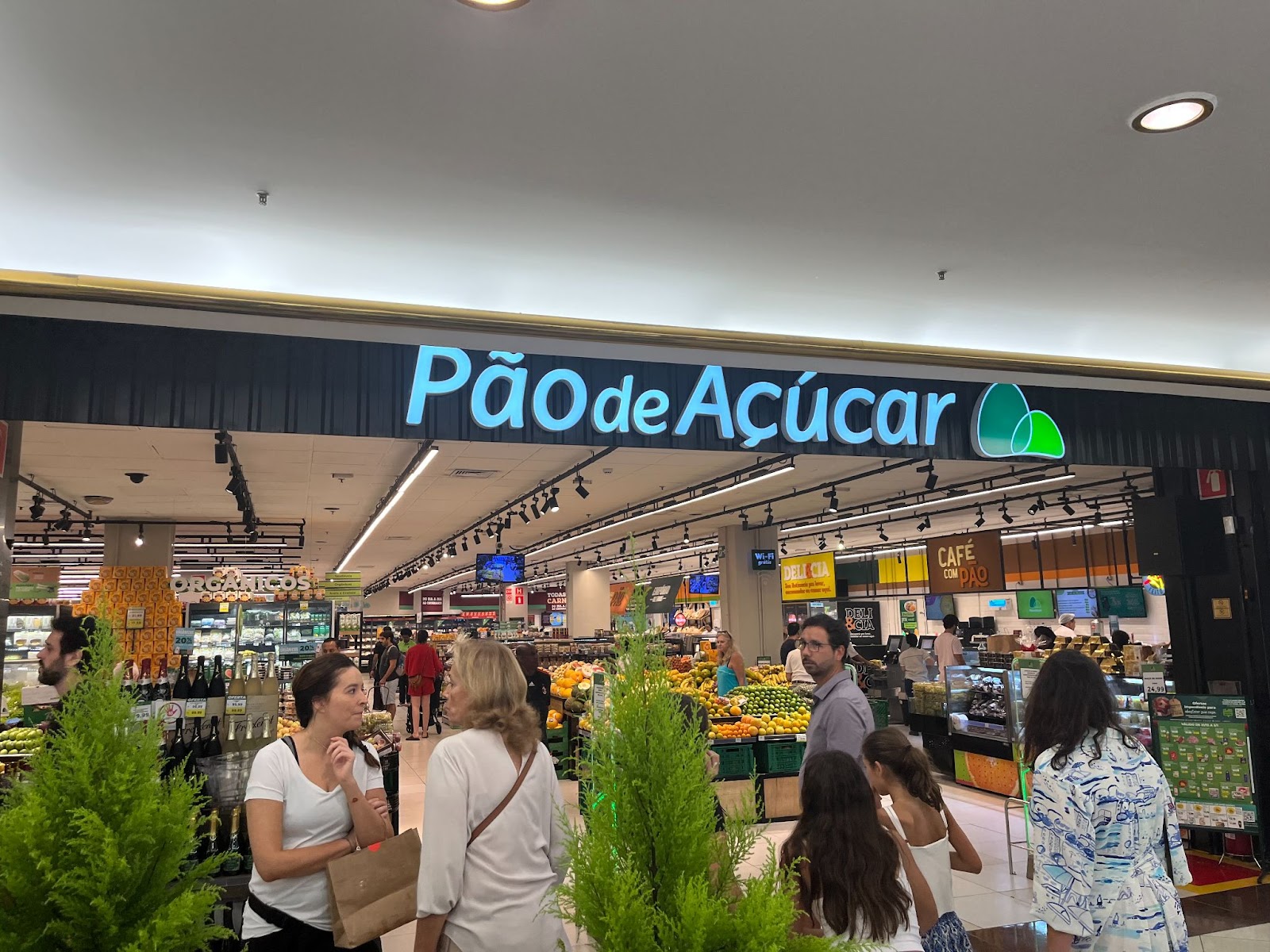 The High Stakes Game of São Paulo's Premium Supermarket Wars