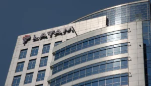 S&P Upgrades LATAM's Credit Rating Due to Improved Profitability Metrics