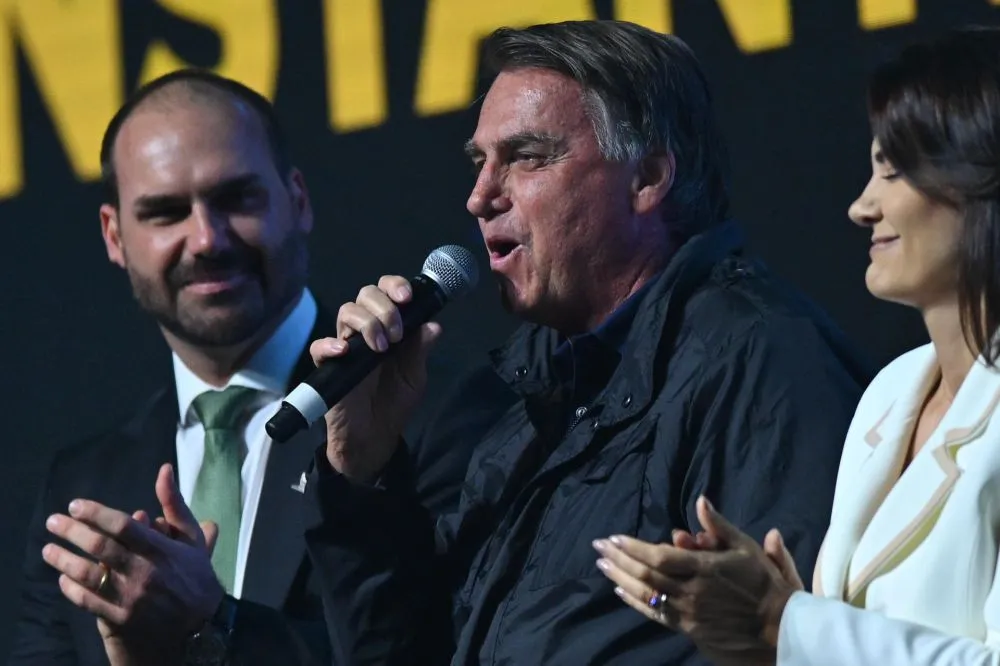 Bolsonaro Challenges Party, Declares 2026 Presidential Bid Despite Ineligibility