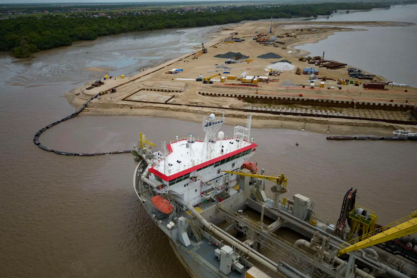 Economic Resurgence in Guyana Attracts Expatriates Amid Oil Boom