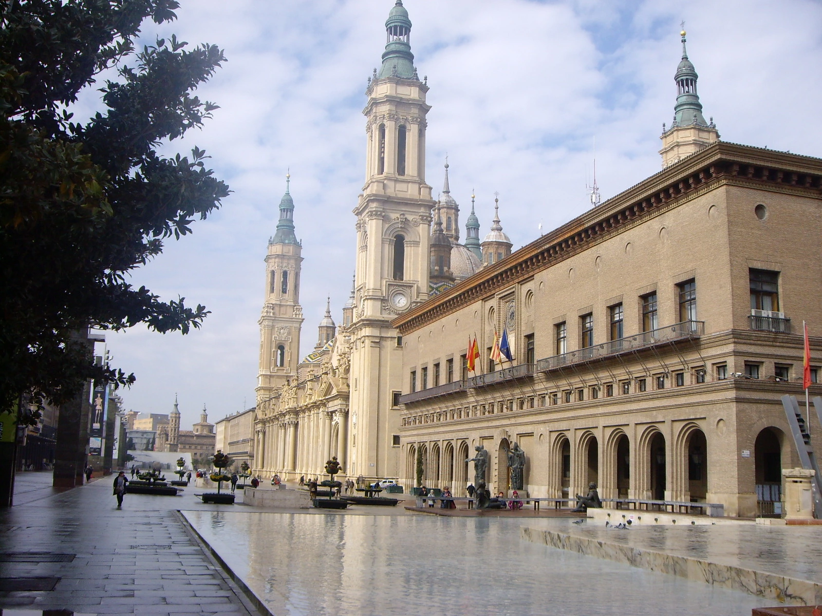 plaza-del-pilar-zaragoza
