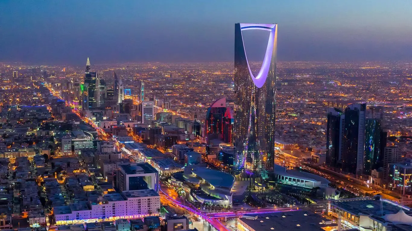 Beyond Oil: Saudi Arabia's Rocky Road to Economic Diversification