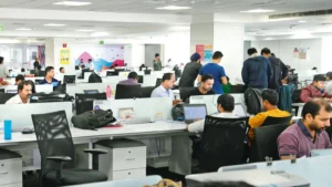 Economic Strains Lead to Profit Decline for Corporate India in Q1 FY25