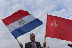 Internal Strife in Paraguay's Ruling Colorado Party: Benítez vs. Cartes