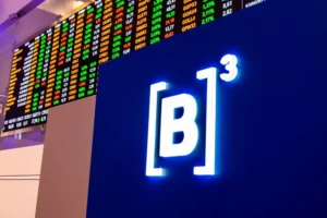 Ibovespa Falls Below 119,000 Points on Mixed Economic Data