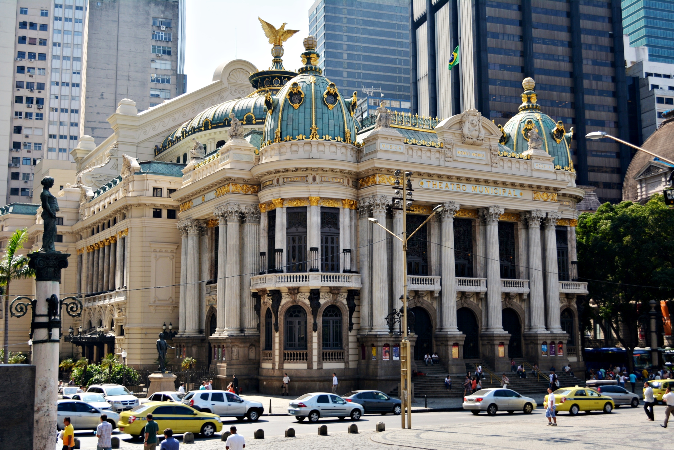 Rio's Iconic Theatro Municipal Launches Major Renovation with R$11 Million Investment