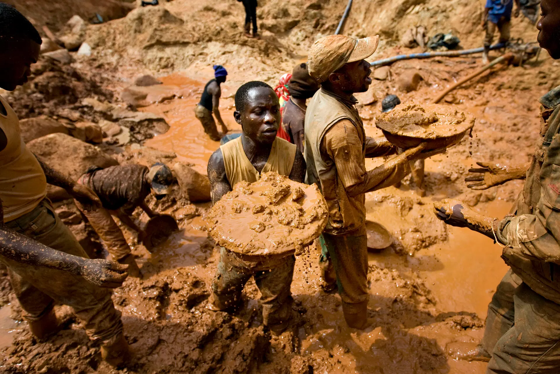 Gold and Geopolitics: Unpacking Uganda's Strategic Moves in DRC