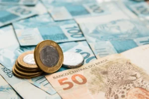 Brazil's External Account Deficit Hits a Five-Year Peak Amid Rising Service Imports