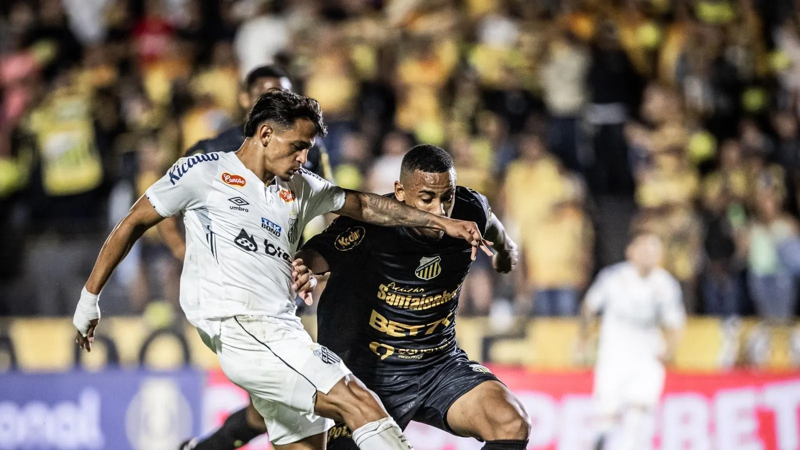 The Stakes Rise: Novorizontino's Setback and Santos' Gain in Serie B Showdown
