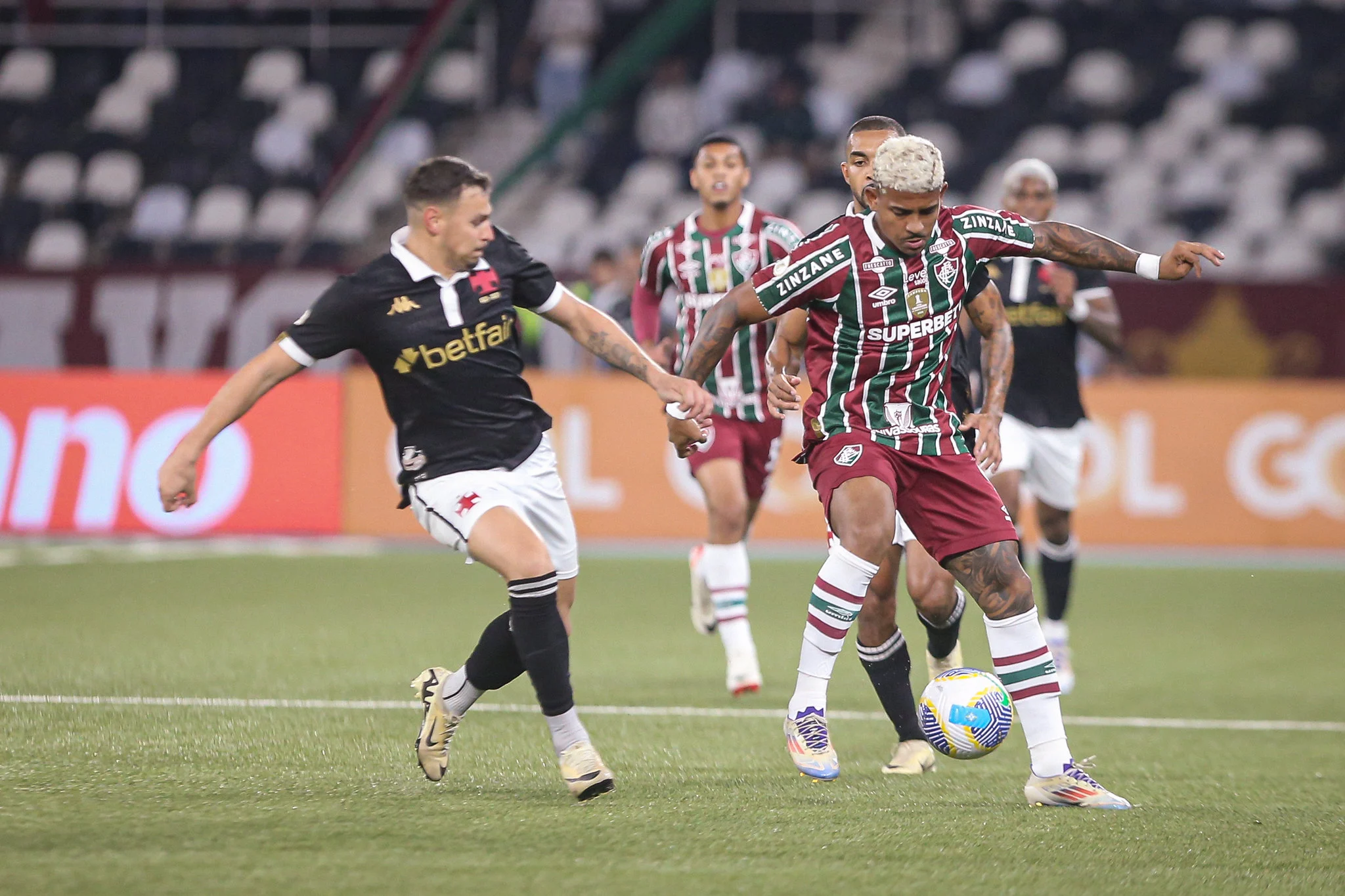 A Tactical Standoff: Palmeiras Holds Flamengo to a Draw in Brasileirão Showdown. (Photo Internet reproduction)