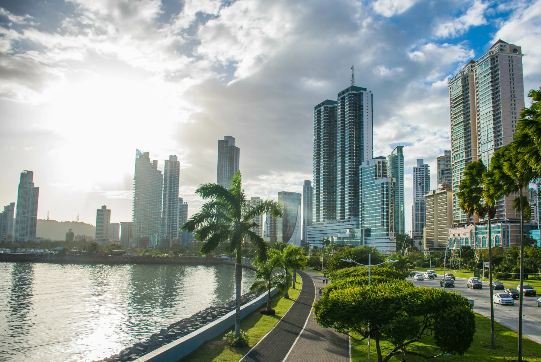 Panama Leads Latin America in Productivity Growth and Prosperity