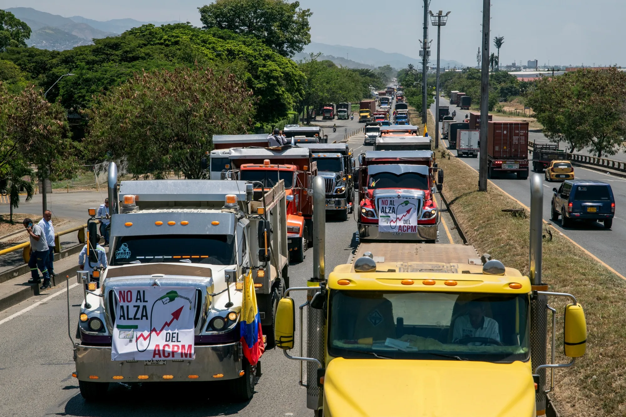 Colombia Ends Truck Strike with Key Agreement on Fuel Prices
