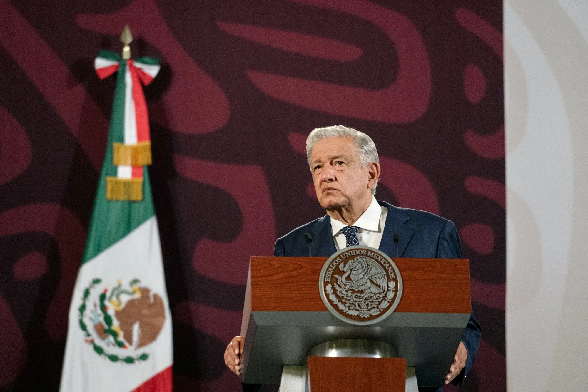 Public Investment in Mexico Hits Record Low Under AMLO's Administration