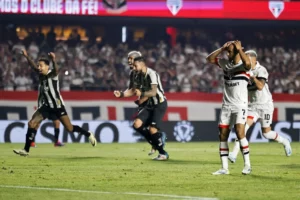 São Paulo's Libertadores Dream Shattered in Penalty Heartbreak Against Botafogo