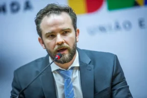 Brazil's Uncertain Financial Future: More Questions Than Answers in 2025 Budget