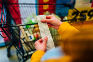 Global Consumer Spending Set to Rise in 2025: NielsenIQ Forecast